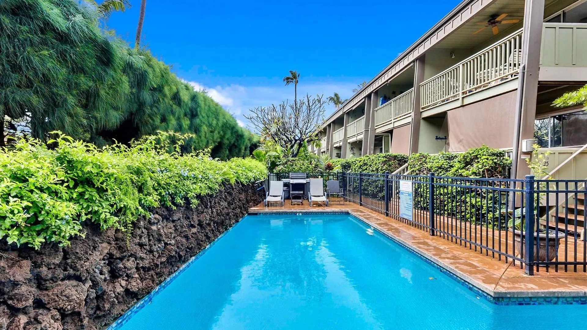 Kihei Kai Oceanfront Condos Holiday home